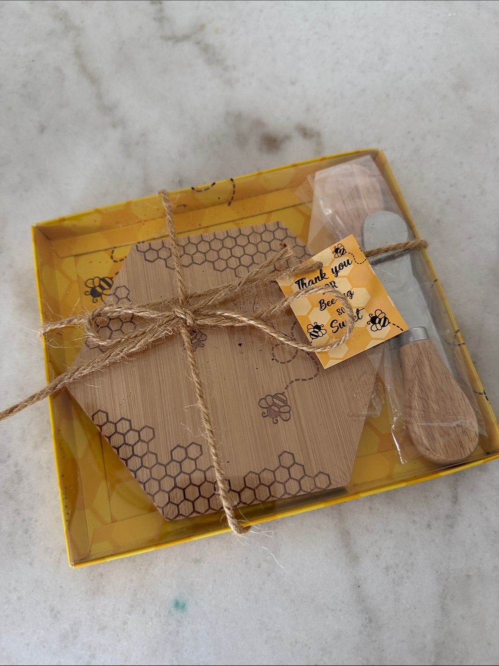 Small Bee Honeycomb Bamboo Cheese Board Set - Yellow Accents